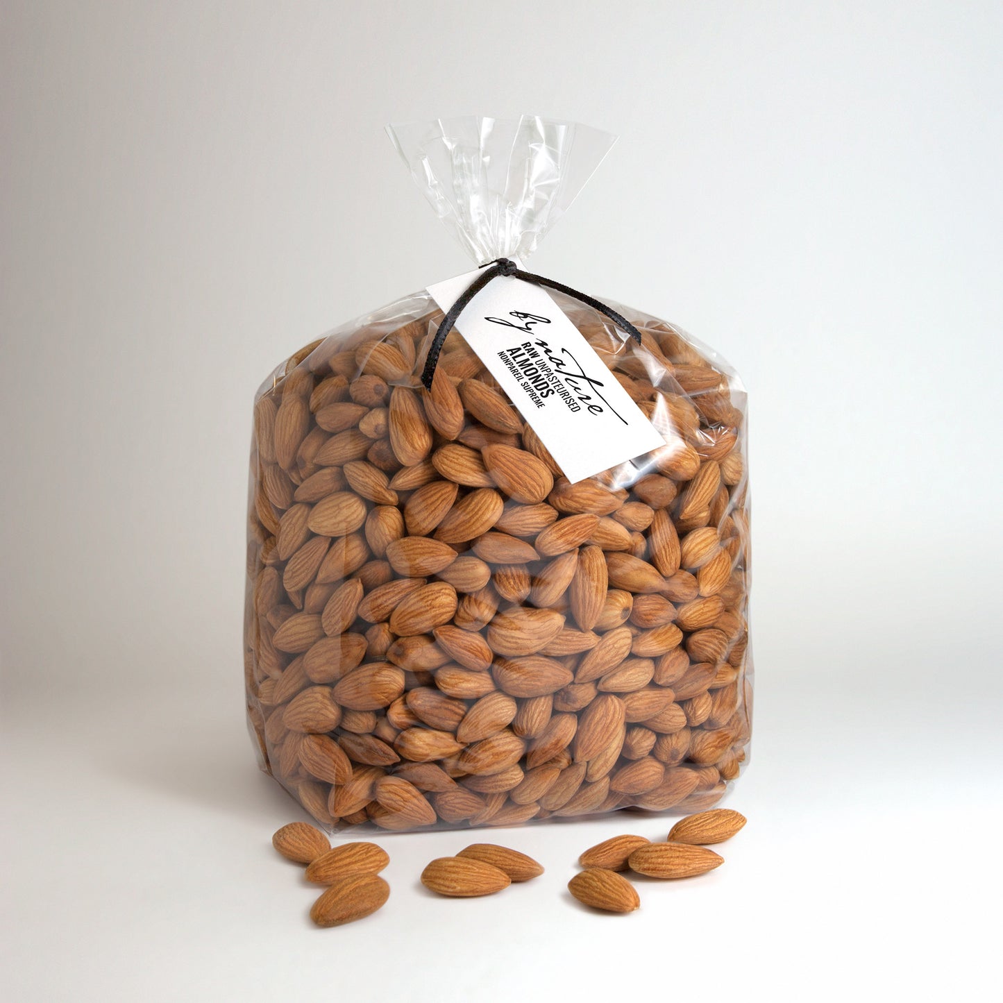 BY NATURE Almonds, 1kg - Nonpareil Supreme variety, raw, unpasteurised.