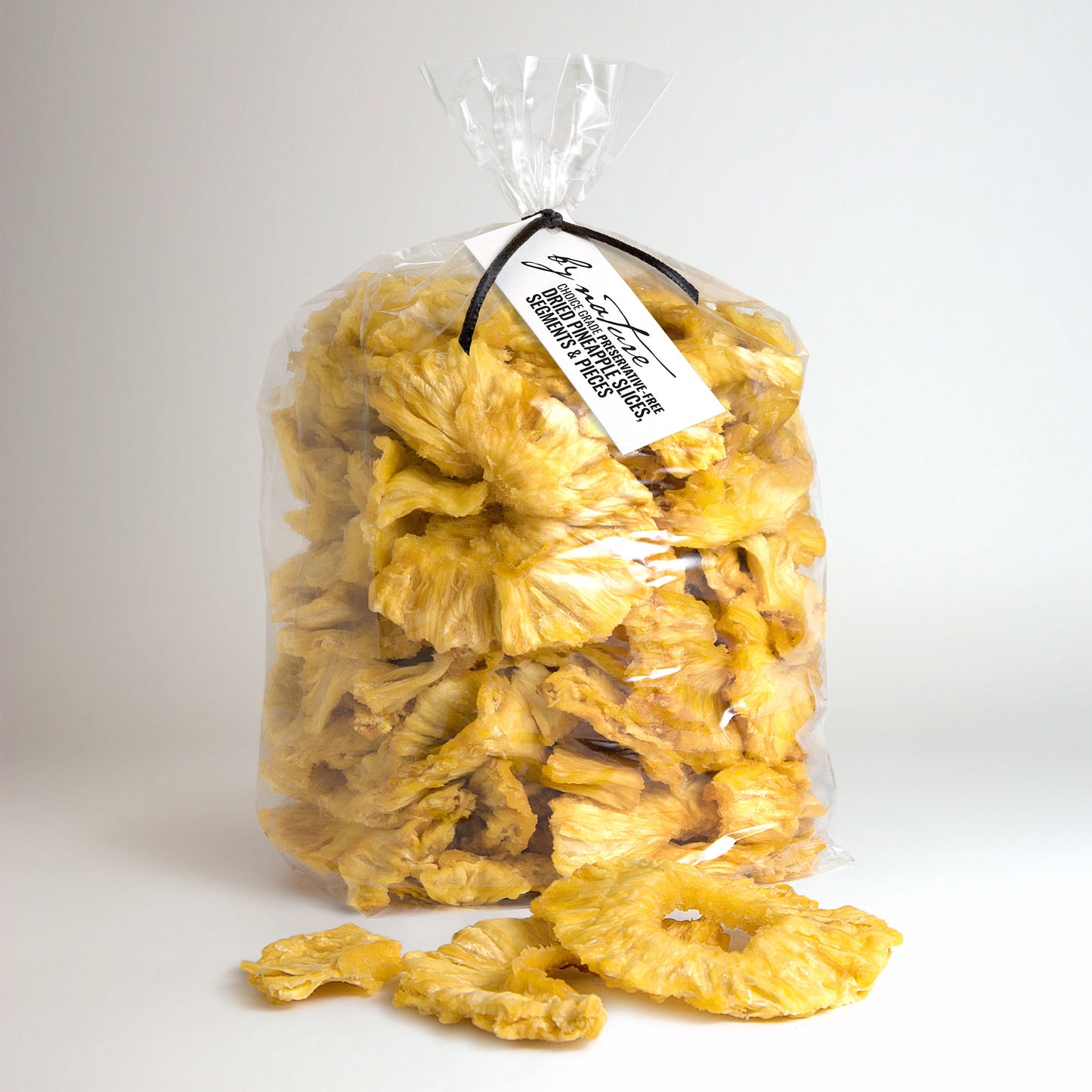 BY NATURE Dried Pineapple Pieces, 1kg - preservative-free.