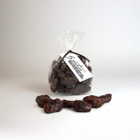 BY NATURE Dried Dates, Pitted Aseel - Preservative-free, Sulphur-free