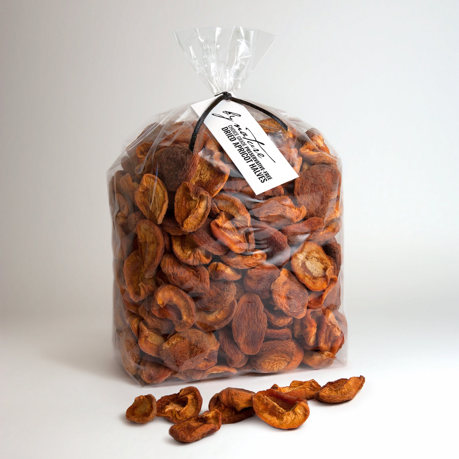 BY NATURE Dried Apricot Halves, 1kg - preservative-free.