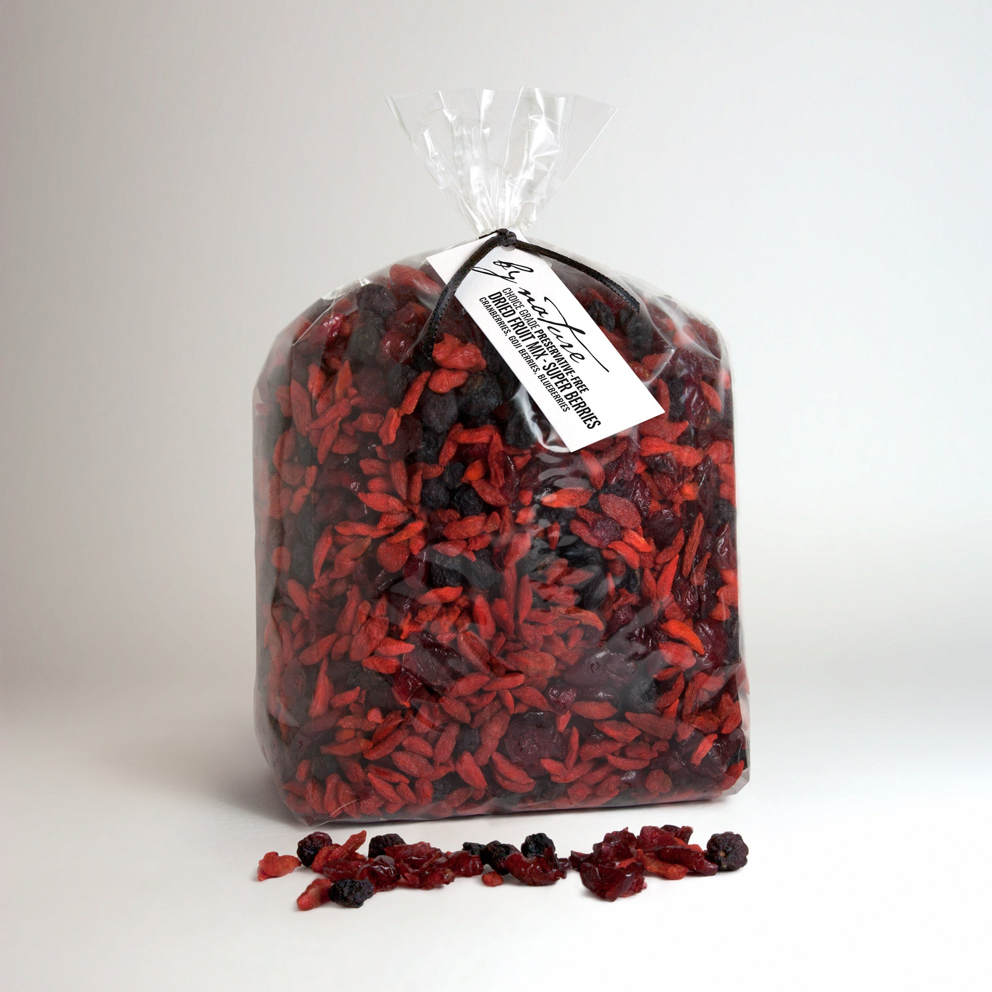 BY NATURE Dried Superberry Mix, 1kg - cranberries, goji berries, blueberries, preservative-free.