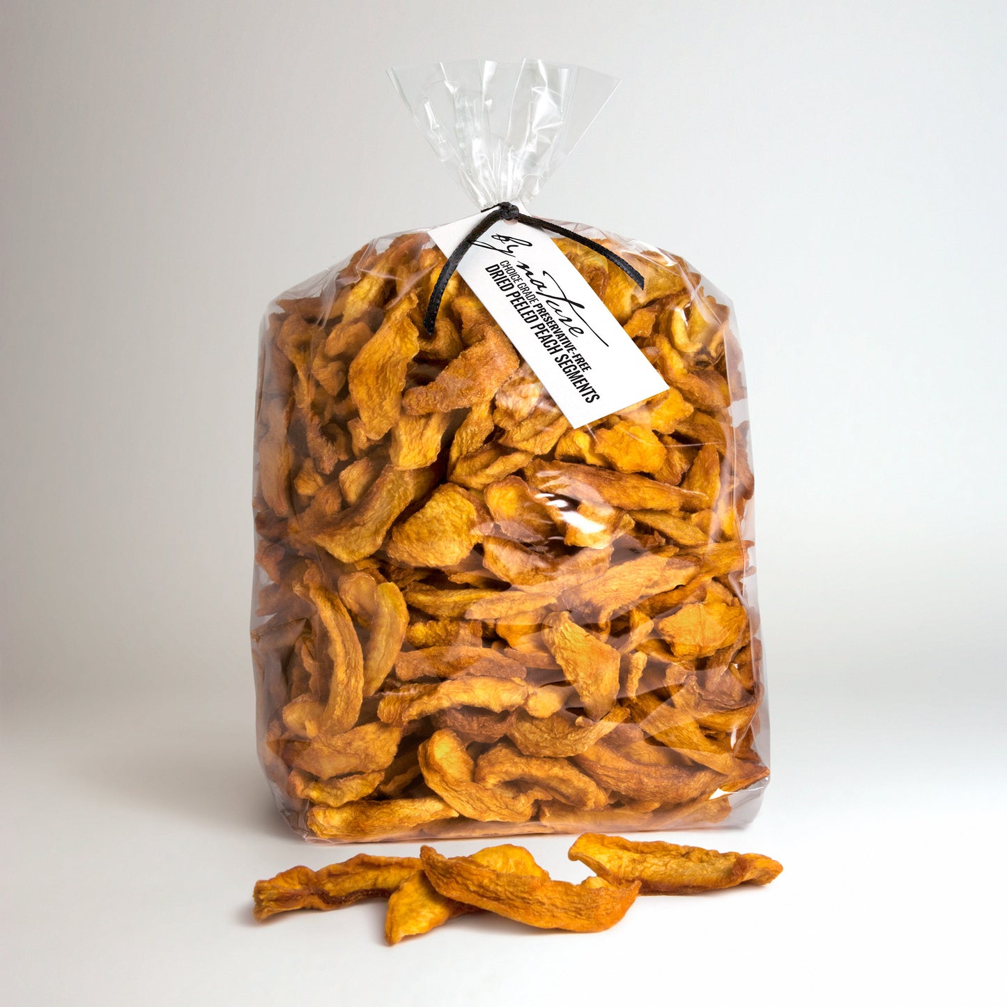 BY NATURE Dried Peach Segments, 1kg - peeled, preservative-free.